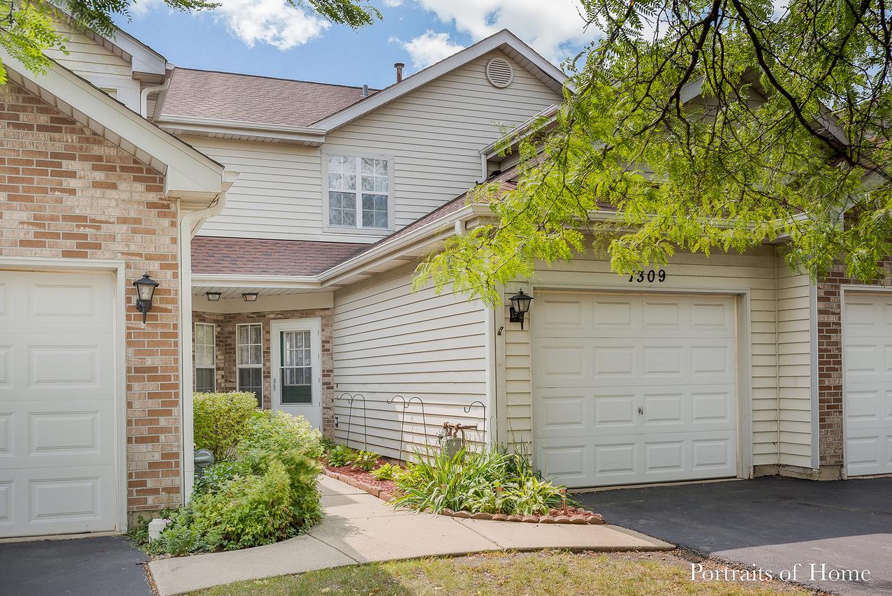 1309 Cranbrook Ct., Schaumburg, IL 60193