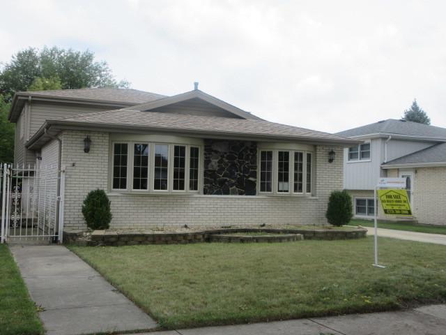 10033 Menard Ave., Oak Lawn, IL 60453