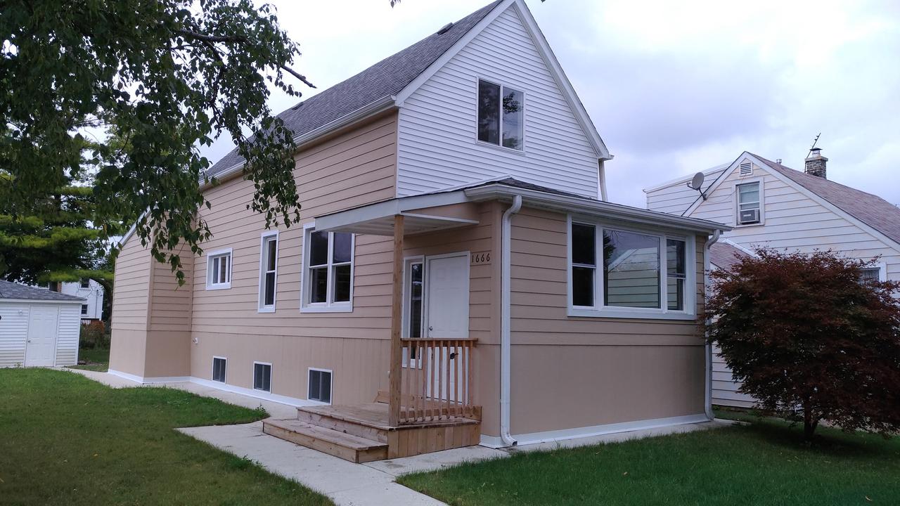 1666 White St., Des Plaines, IL 60018