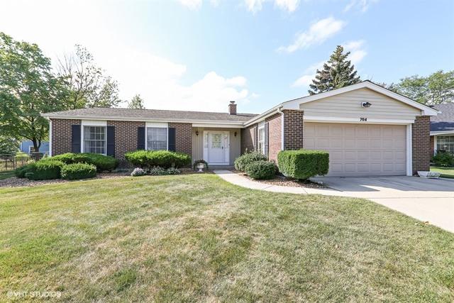 704 Oakwood Dr., Westmont, IL 60559