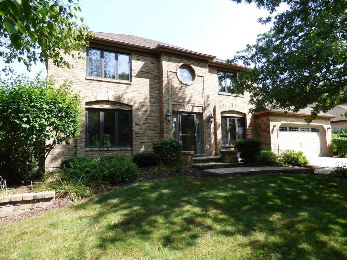 332 Prairie Knoll Dr., Naperville, IL 60565