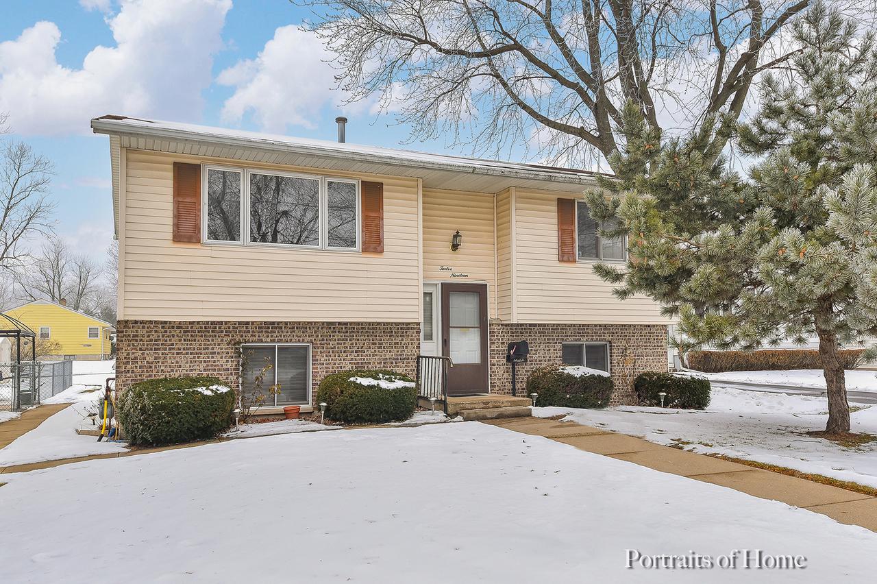 1219 Commercial St., Sycamore, IL 60178
