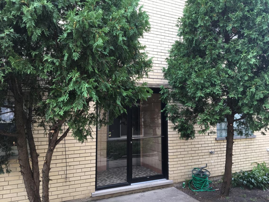 4254 W Lawrence Ave. #2E, Chicago, IL 60630