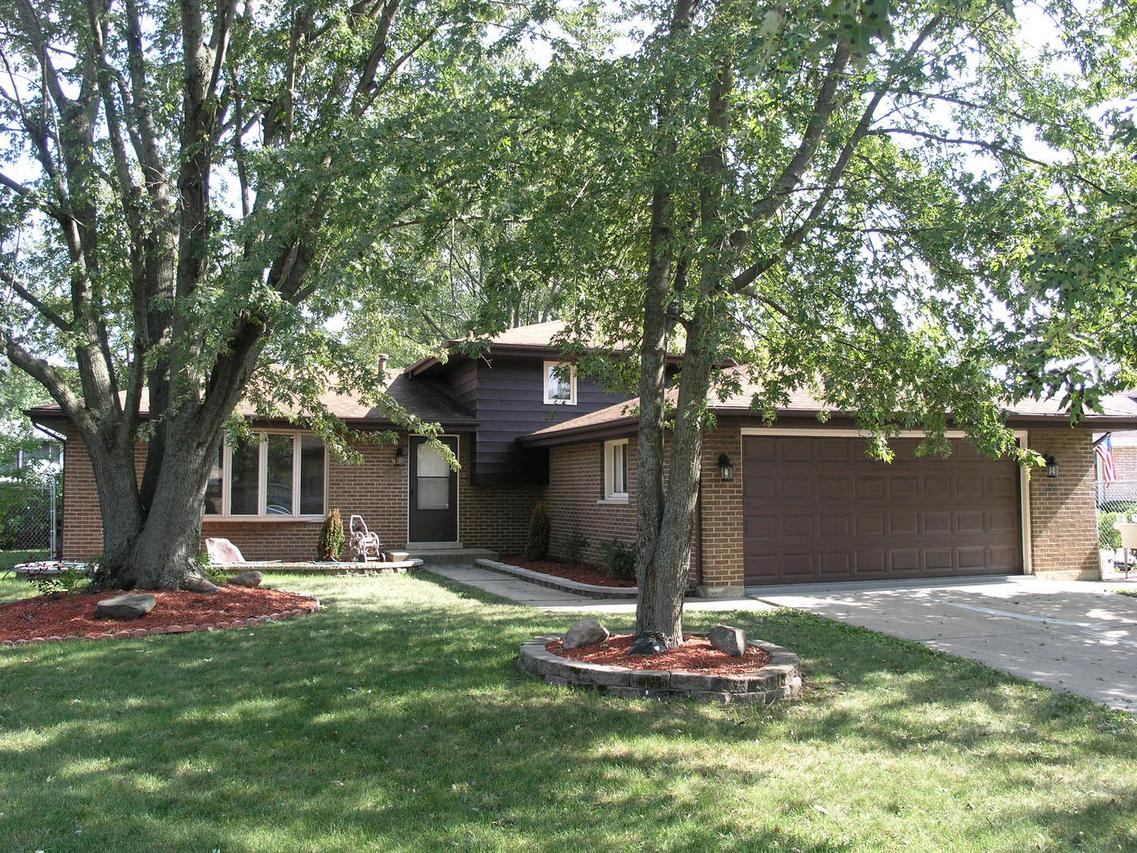 9 Lakewood Ct., Park Forest, IL 60466