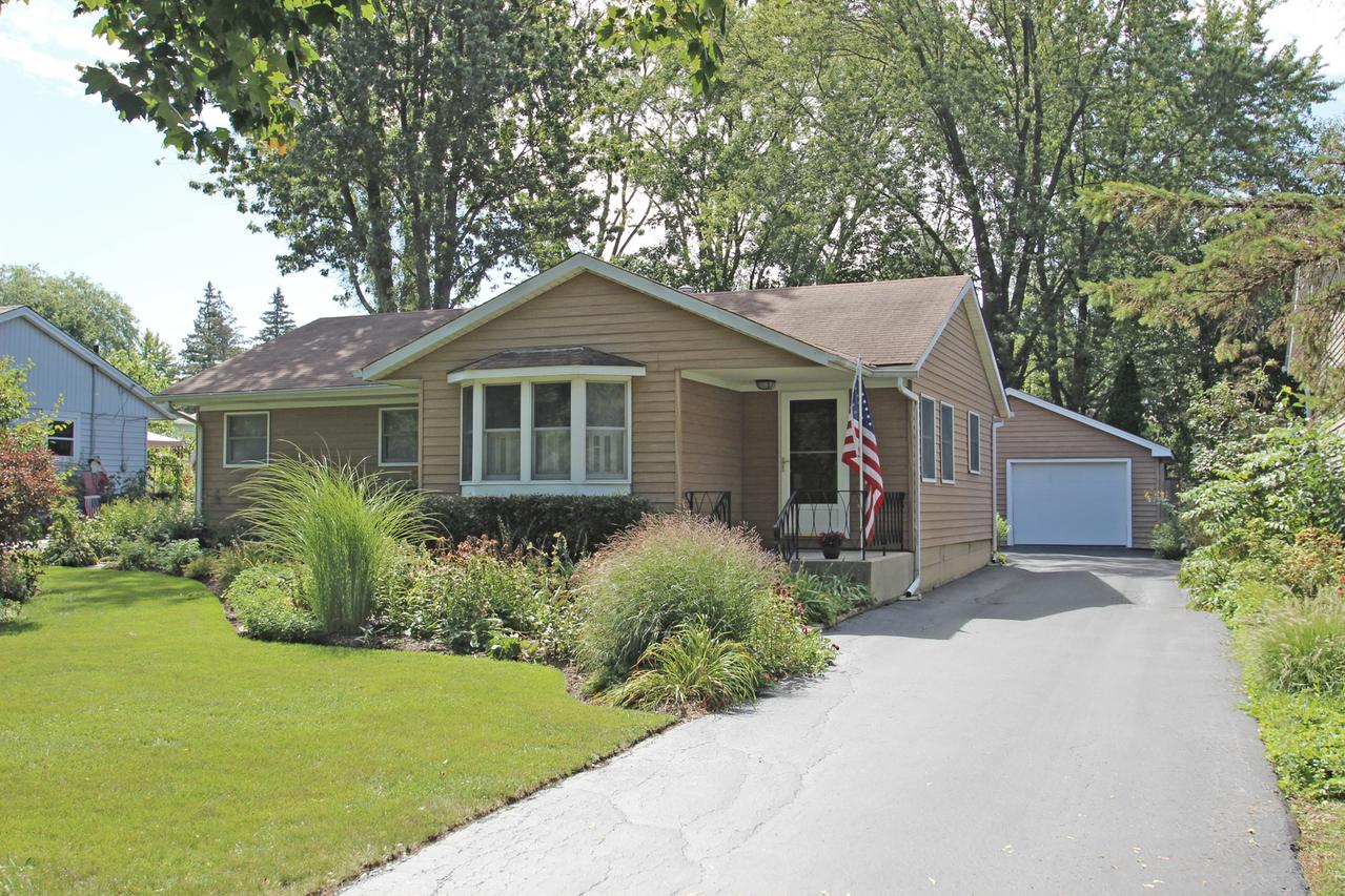 779 Dublin Dr., Mundelein, IL 60060