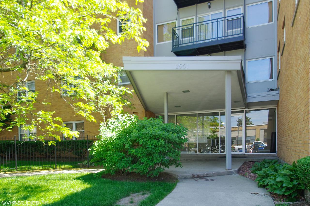 2501 W Bryn Mawr Ave. #505, Chicago, IL 60659
