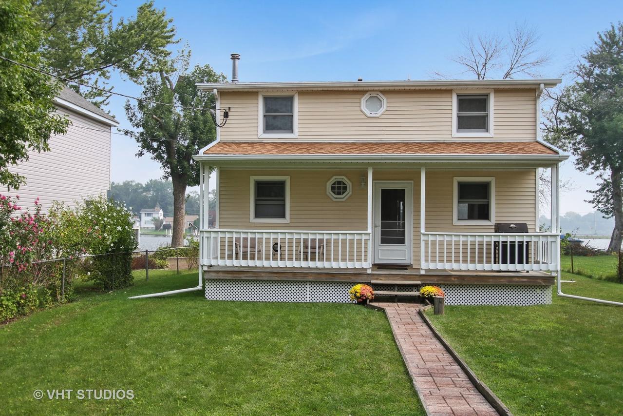 628 Country Club Dr., Mchenry, IL 60050