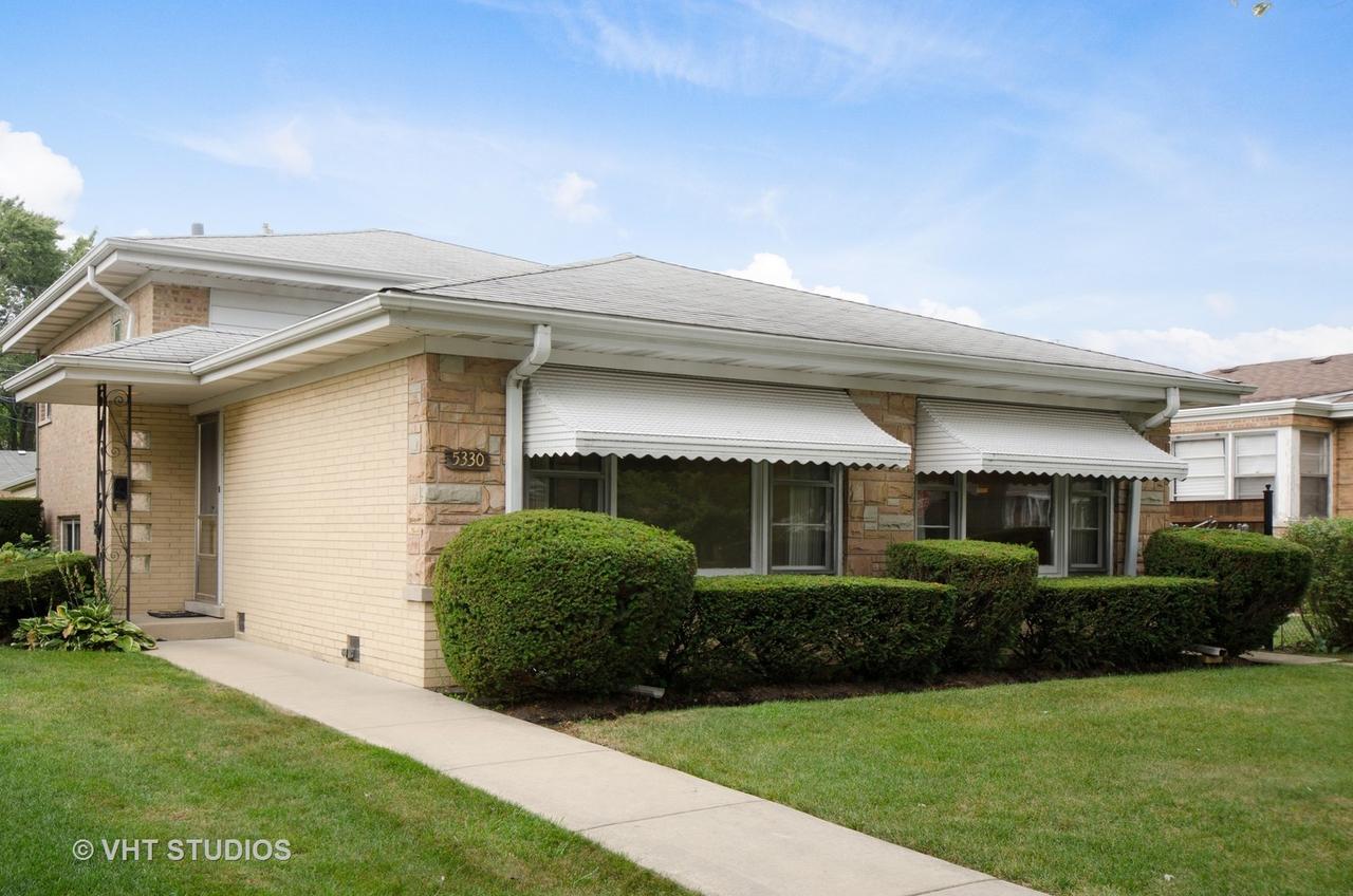 5330 Harvard Ter., Skokie, IL 60077