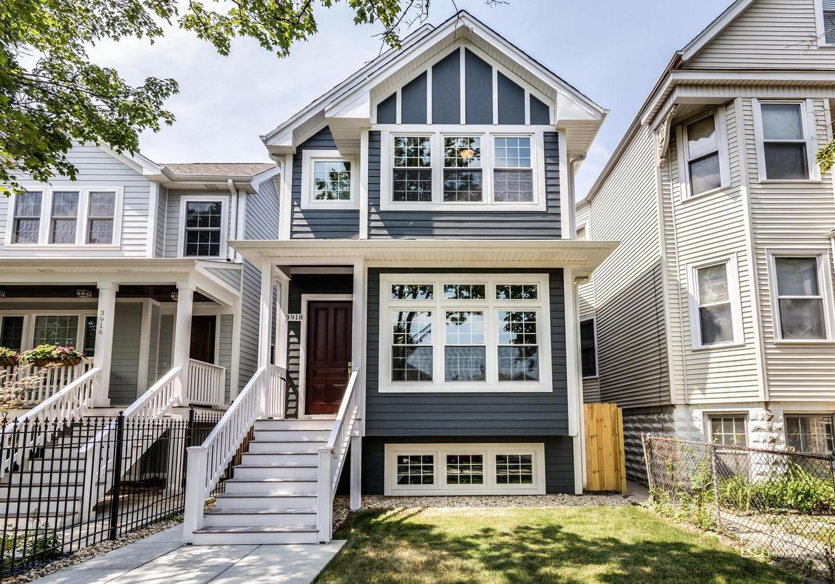 3918 N Mozart St., Chicago, IL 60618