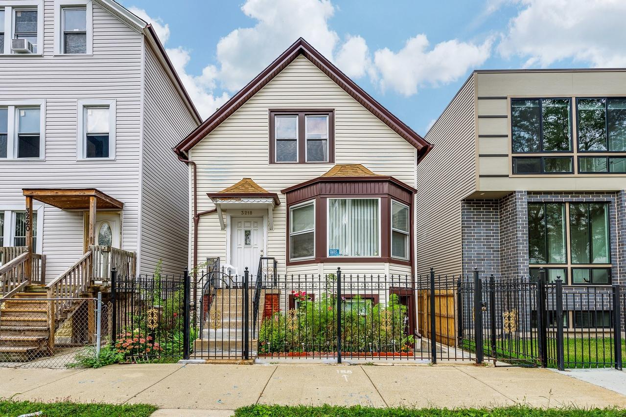 3218 W Wabansia Ave., Chicago, IL 60647