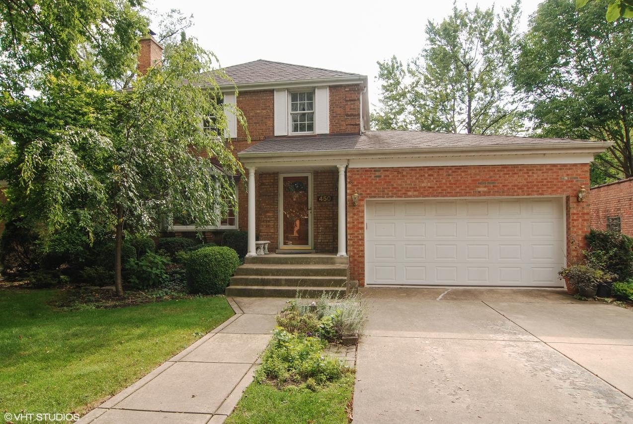 450 Uvedale Ct., Riverside, IL 60546