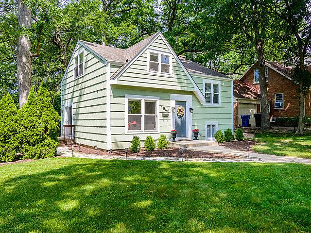 4940 Seeley Ave., Downers Grove, IL 60515