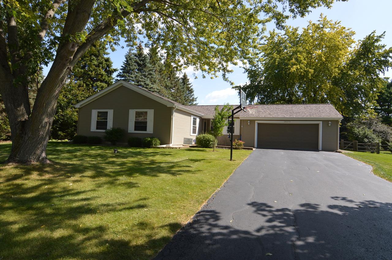 26573 N Wilton Rd., Wauconda, IL 60084