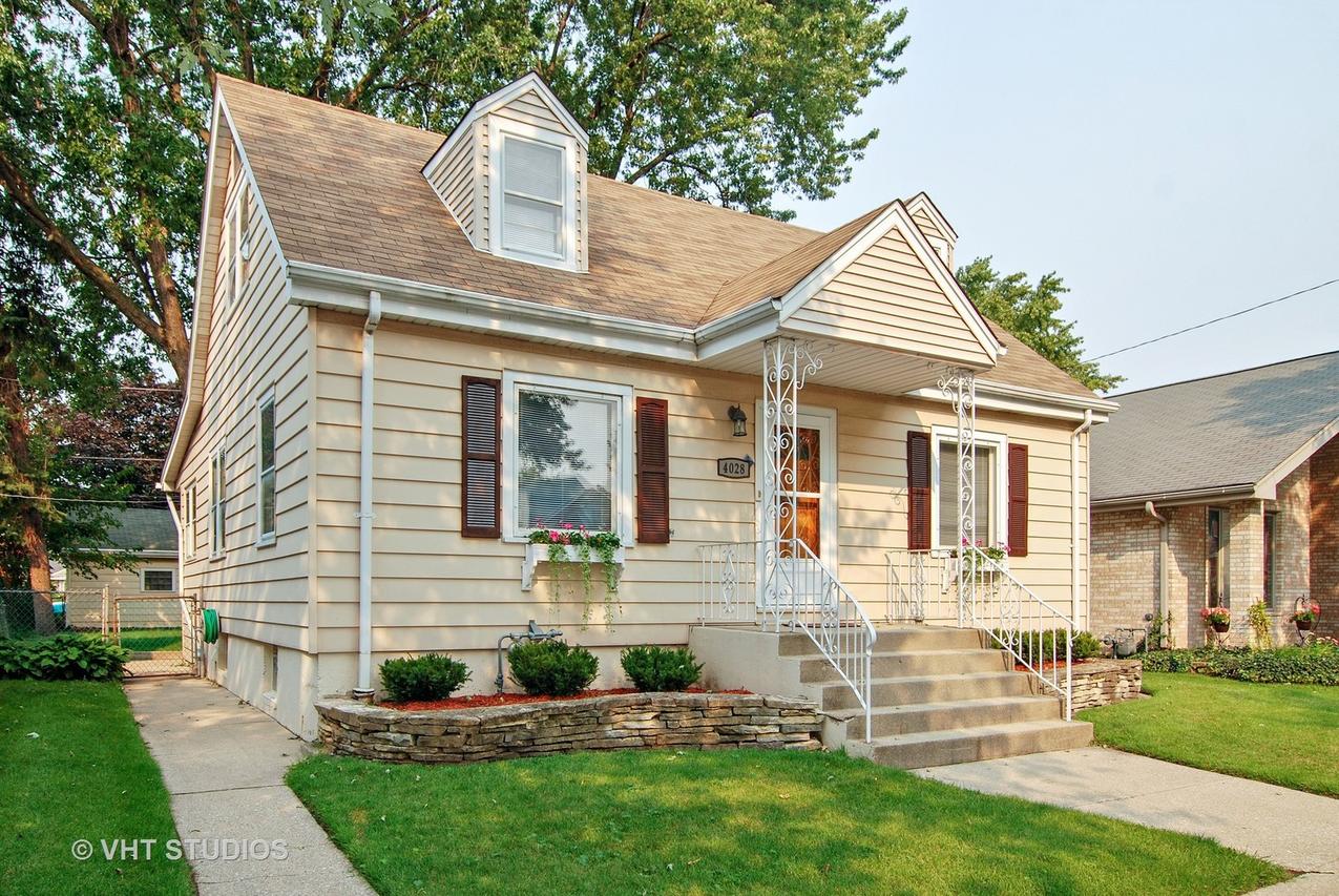 4028 Elmwood Ave., Stickney, IL 60402