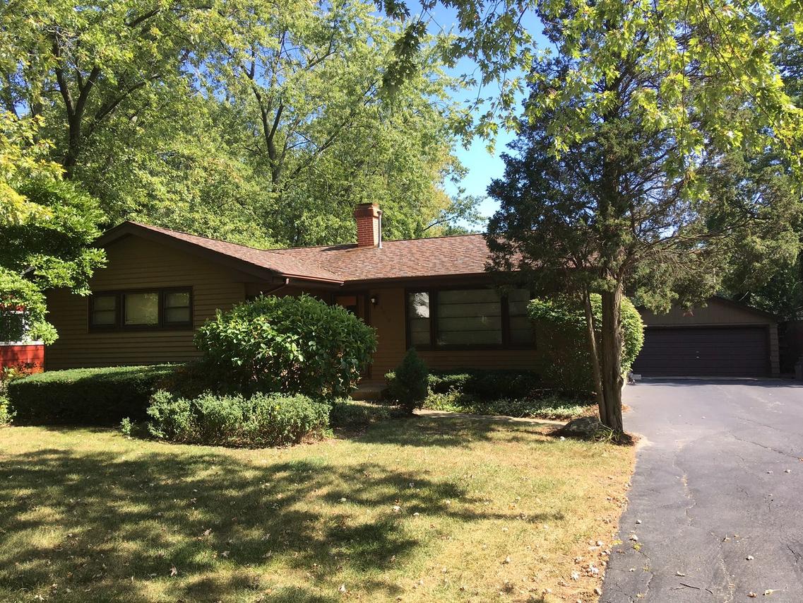 6925 Clarendon Hills Rd., Darien, IL 60561