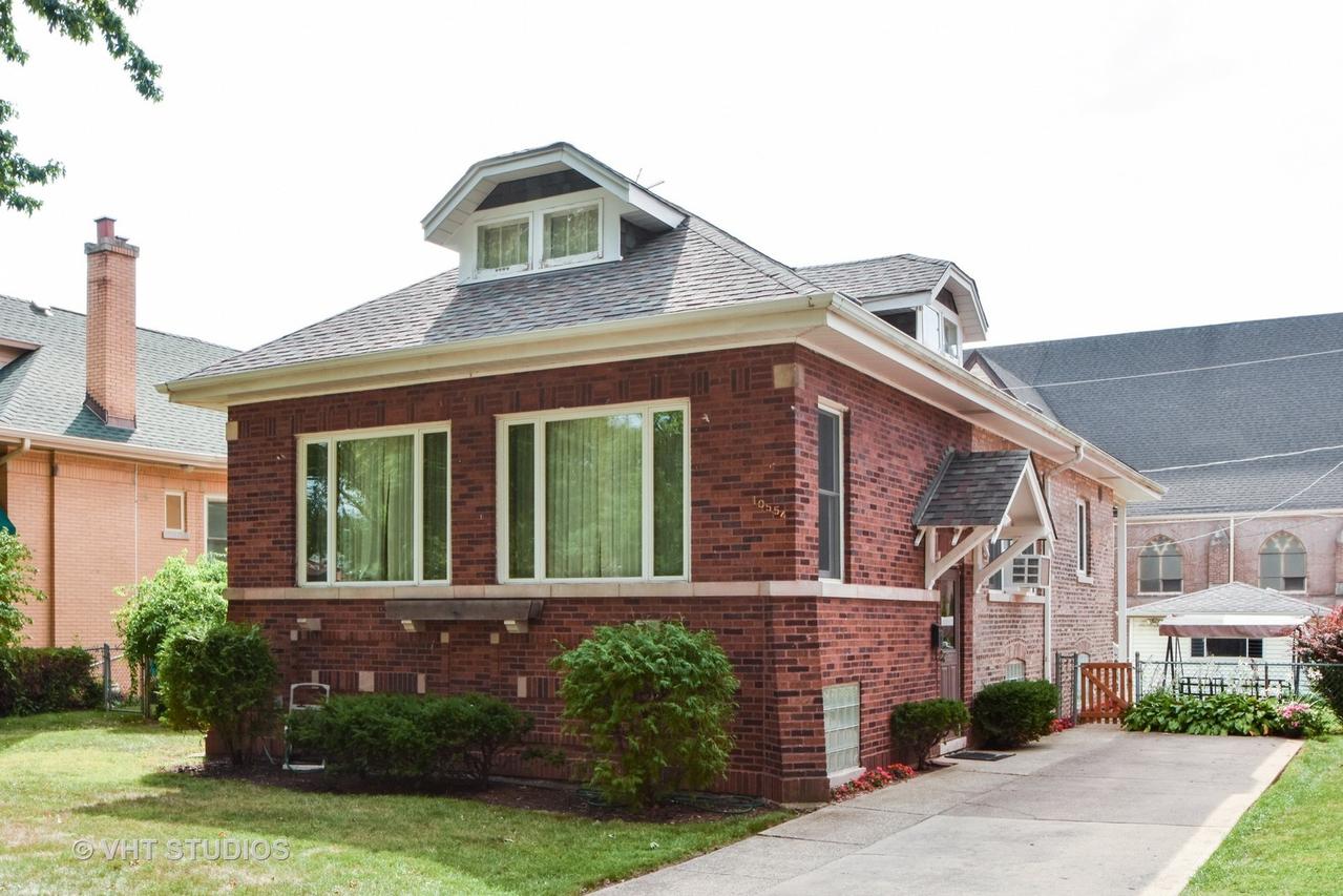 10554 S Oakley Ave., Chicago, IL 60643