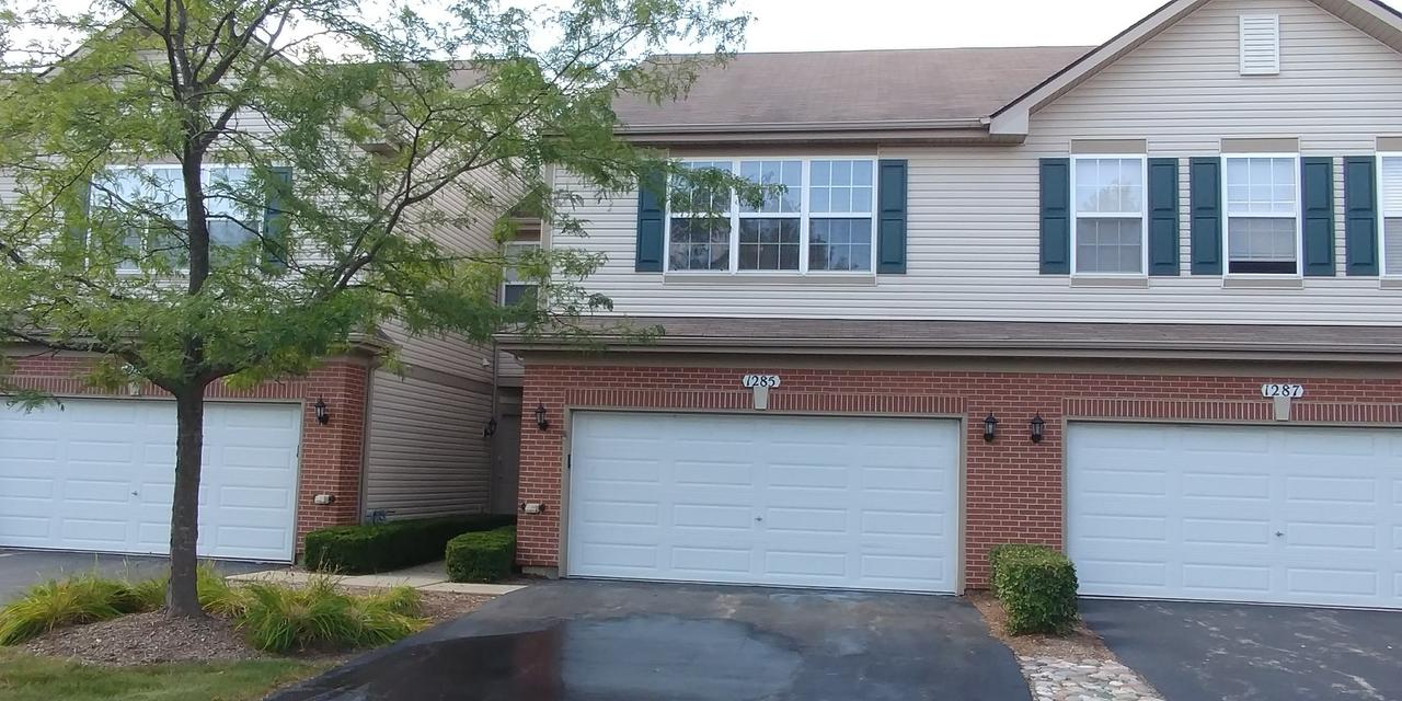 1285 W Oriole Ct., Round Lake, IL 60073