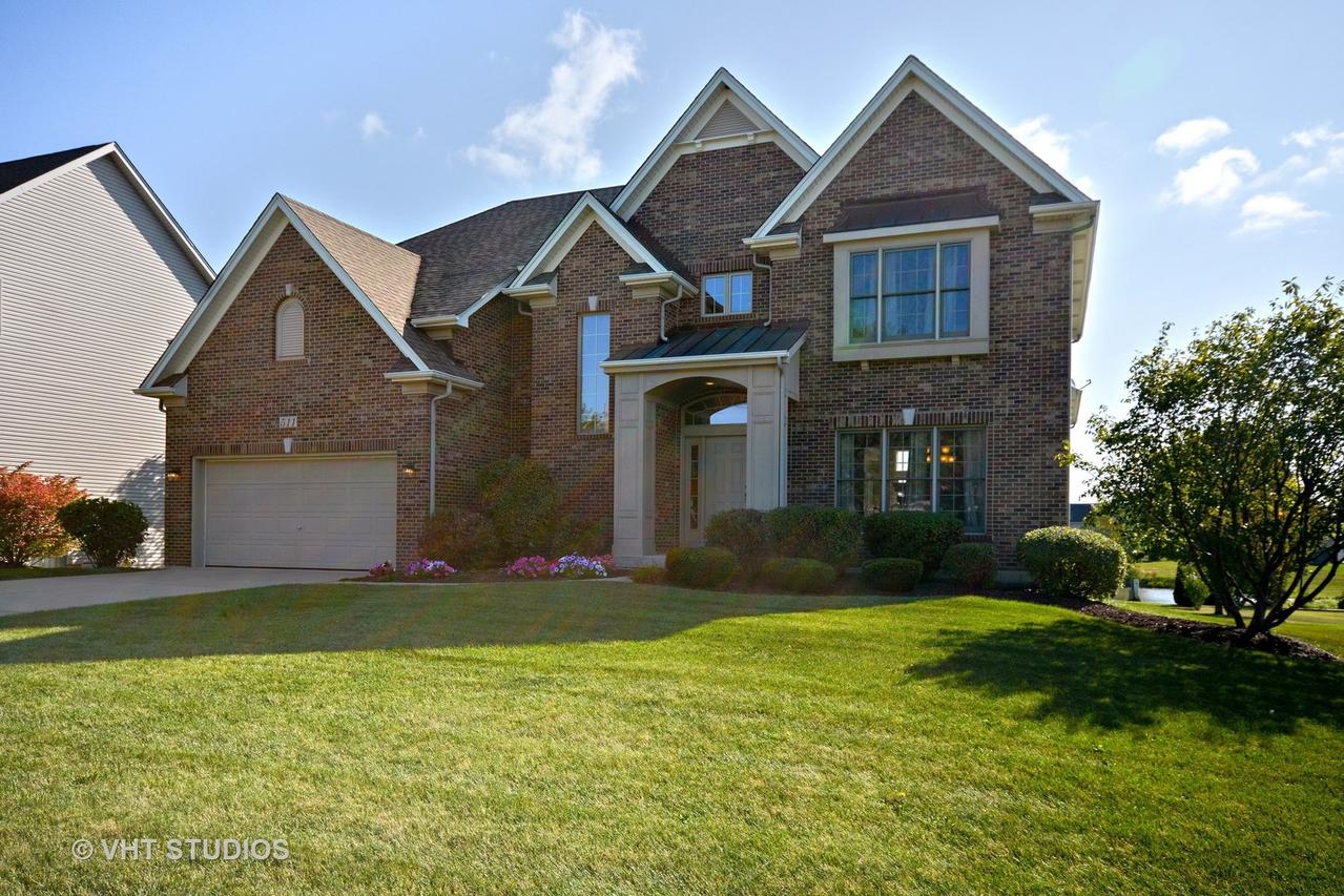 511 Mallard Point Dr., North Aurora, IL 60542