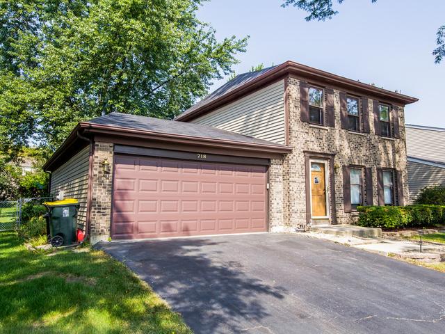 718 Iroquois Tr., Carol Stream, IL 60188
