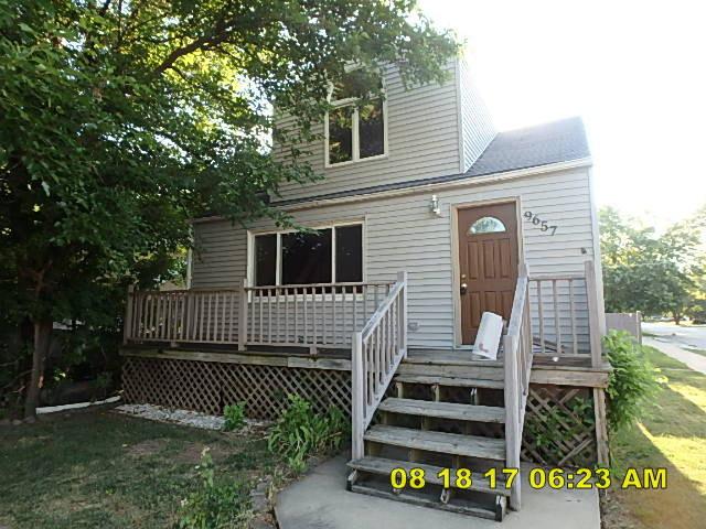 9657 Mcvicker Ave., Oak Lawn, IL 60453