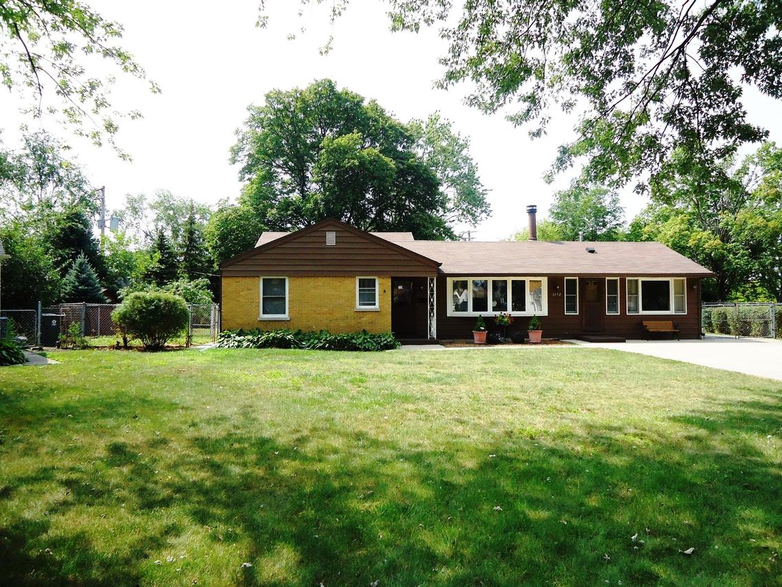 1152 Alfini Dr., Des Plaines, IL 60016