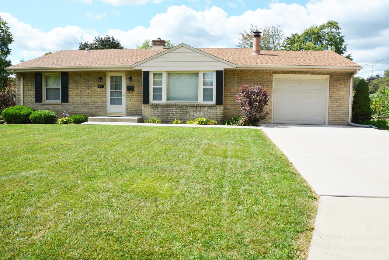 451 Woodlawn Ave., Joliet, IL 60435