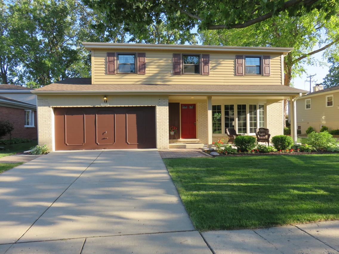 1099 Wicke Ave., Des Plaines, IL 60018