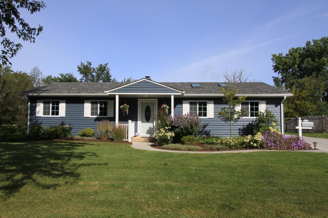 18338 W Lakeview Ter., Gurnee, IL 60031