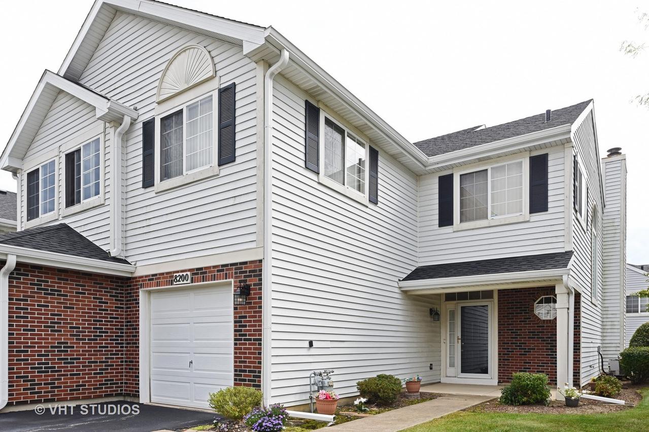 8200 Ripple Ridge Dr., Darien, IL 60561