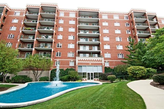 650 S River Rd. #806, Des Plaines, IL 60016