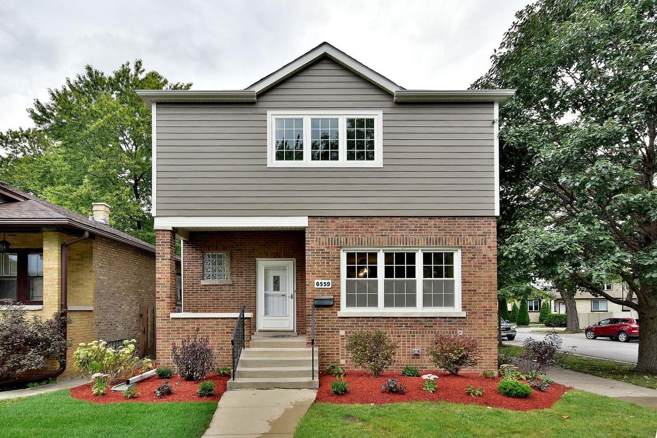 6559 N Onarga Ave., Chicago, IL 60631