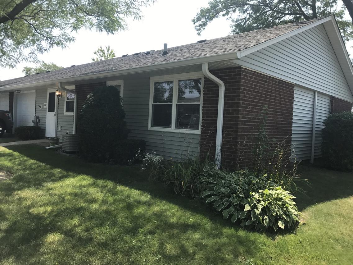 7407 Chevy Chase Ct., Fox Lake, IL 60020