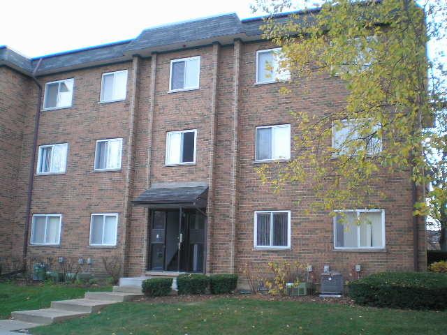 901 Buccaneer Dr. #26-5, Schaumburg, IL 60173