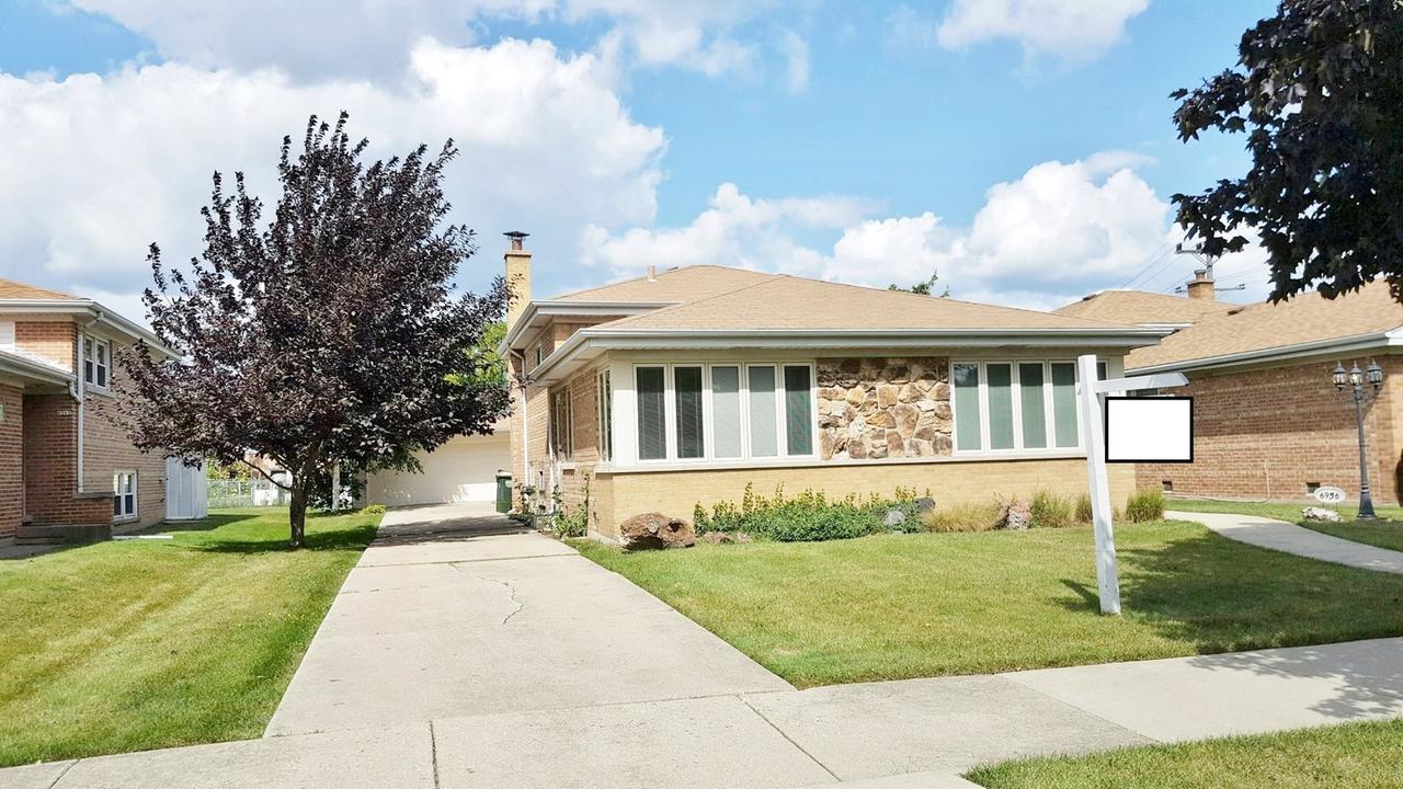 6956 W Main St., Niles, IL 60714