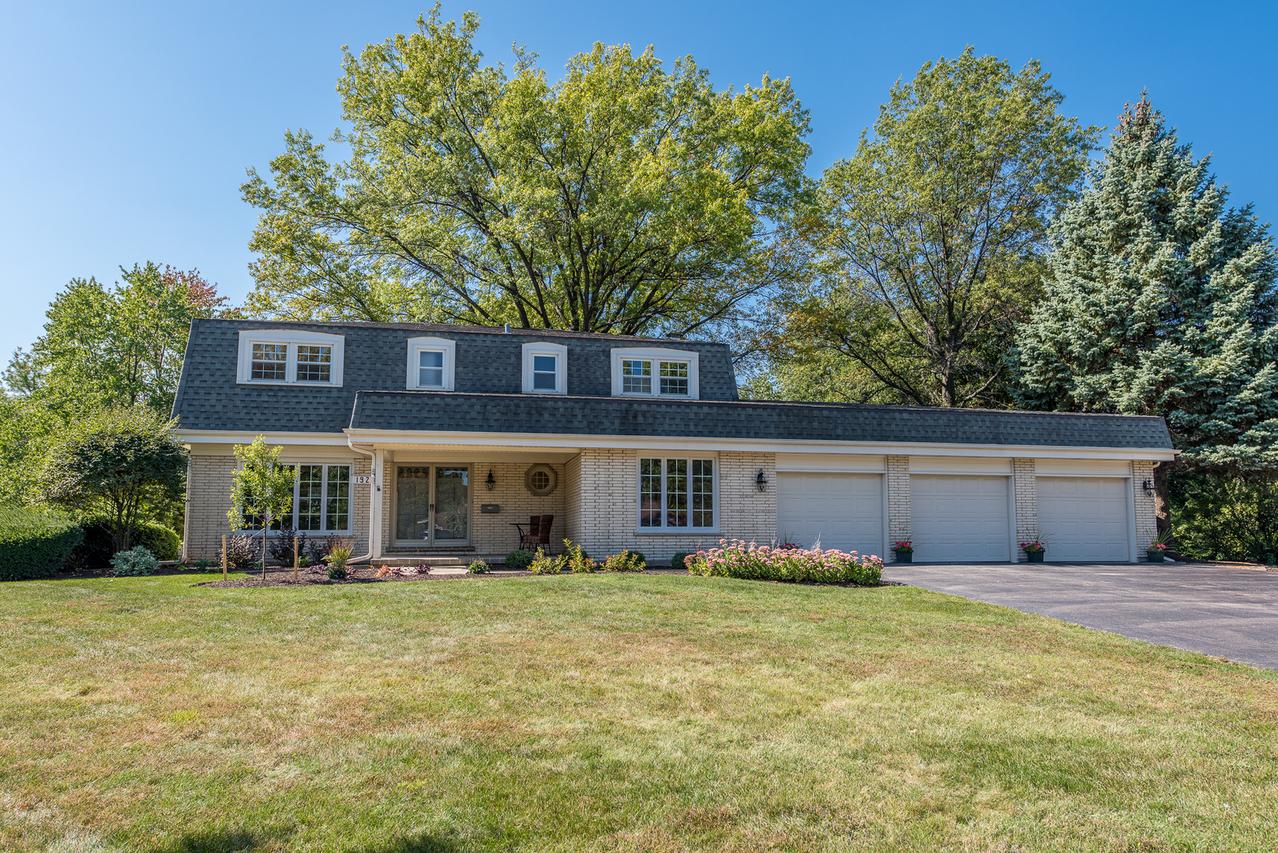 192 E Thompson Dr., Wheaton, IL 60189