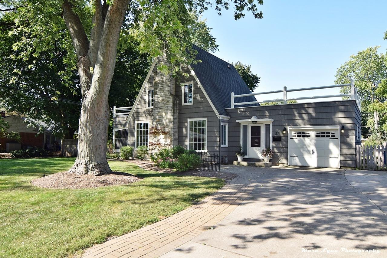 27 S Evanslawn Ave., Aurora, IL 60506