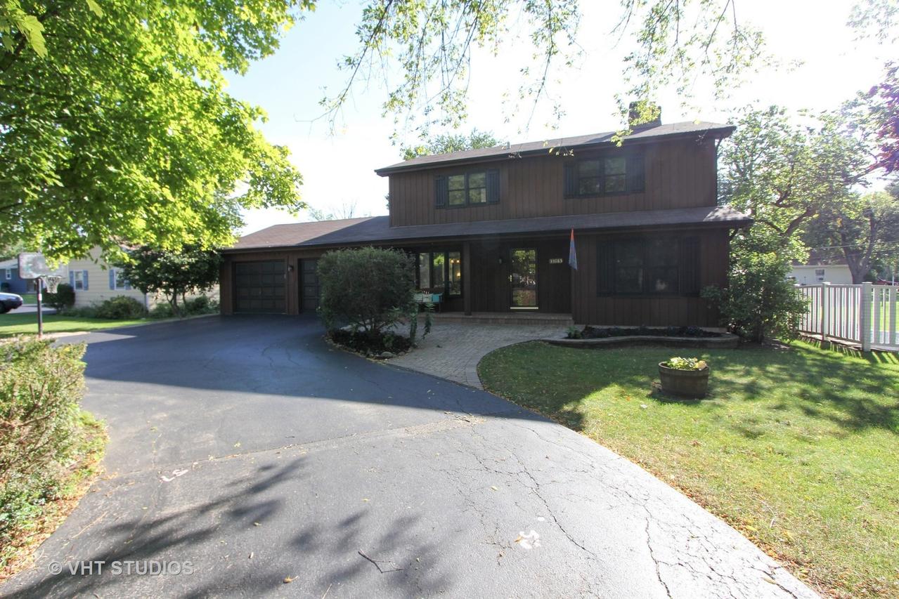 33183 N Battershall Rd., Grayslake, IL 60030