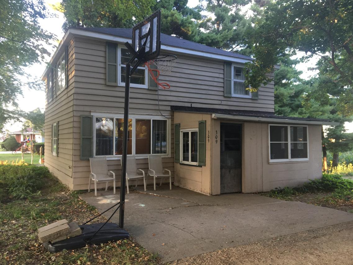 309 N Mckendrie Ave., Mount Morris, IL 61054