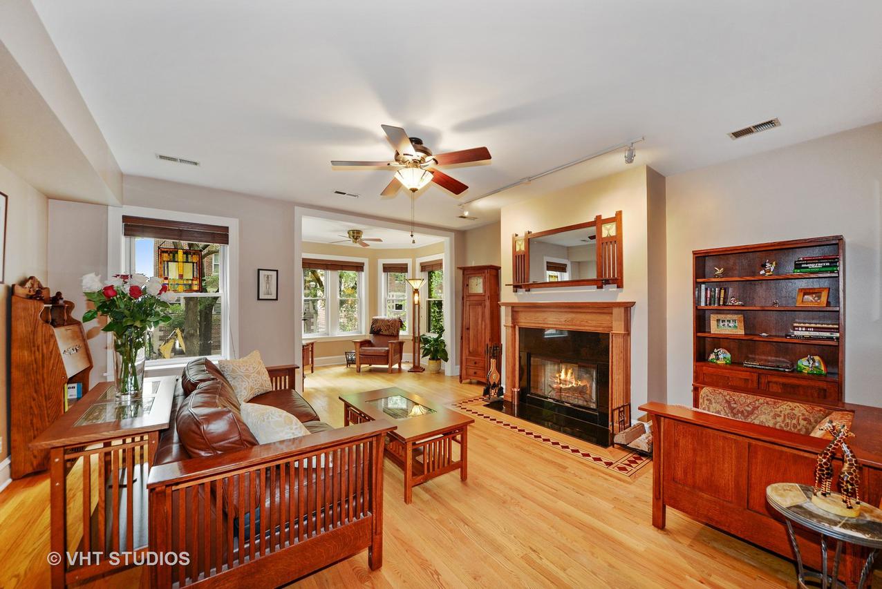 844 W Agatite Ave. #2W, Chicago, IL 60640