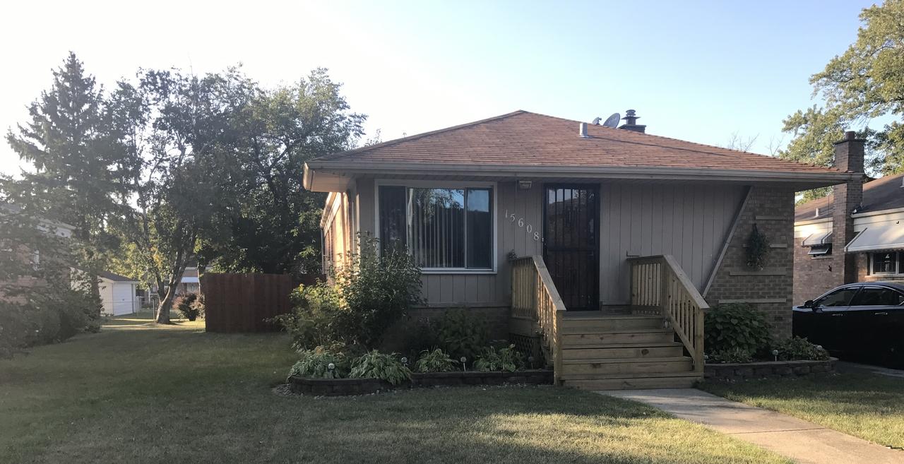 15608 Rose Dr., South Holland, IL 60473