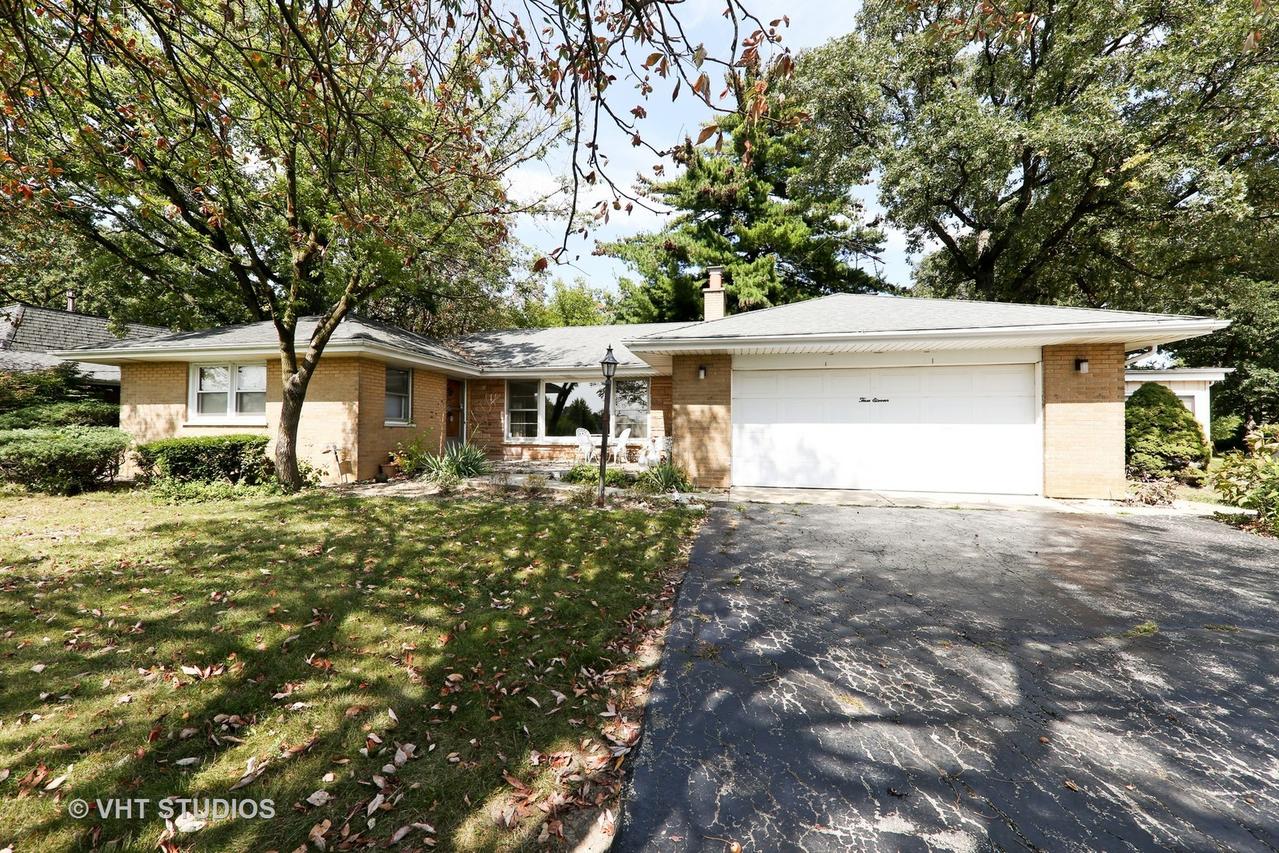 311 W 79th St., Burr Ridge, IL 60527