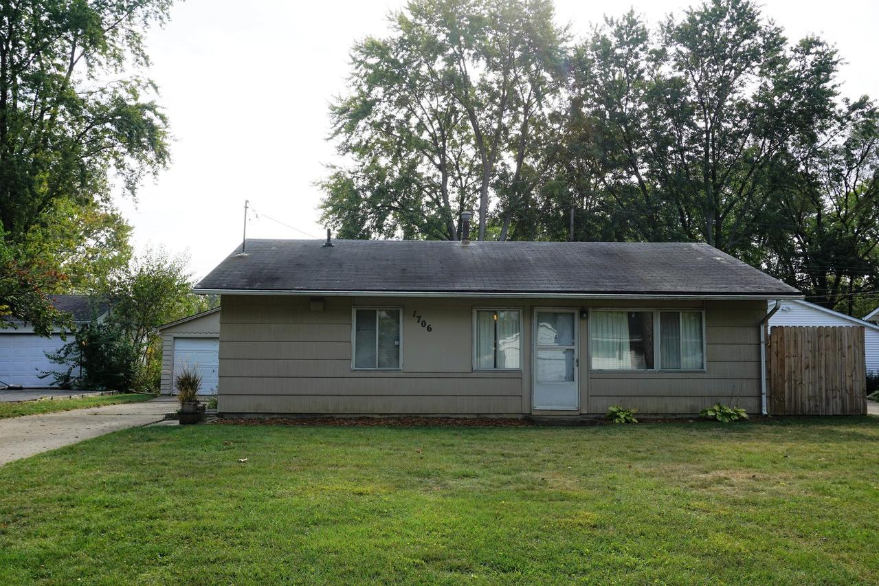 1706 Tara Dr., Champaign, IL 61821