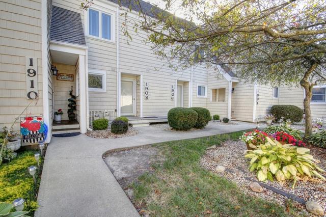1908 Blackthorn Dr. #28, Champaign, IL 61821