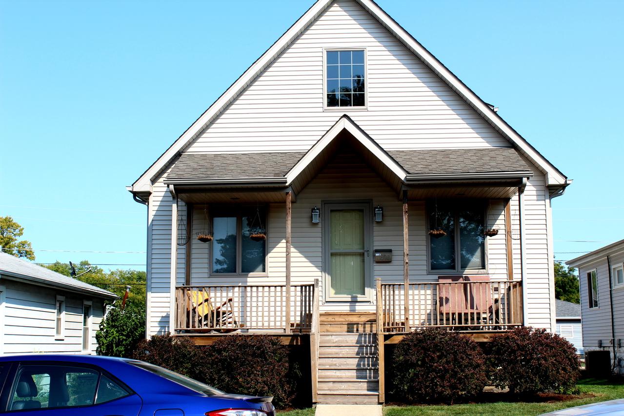 1420 Waverly Pl., Joliet, IL 60435