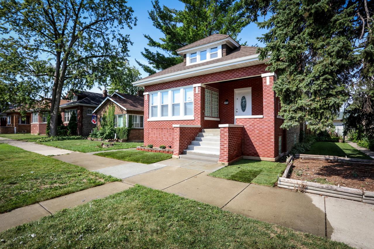 10114 S Peoria St., Chicago, IL 60643