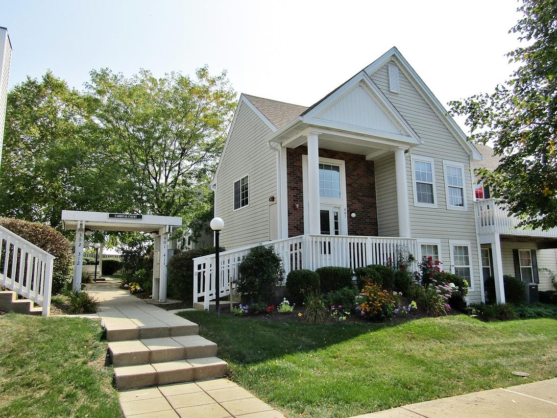 401 E Victoria Cir., North Aurora, IL 60542