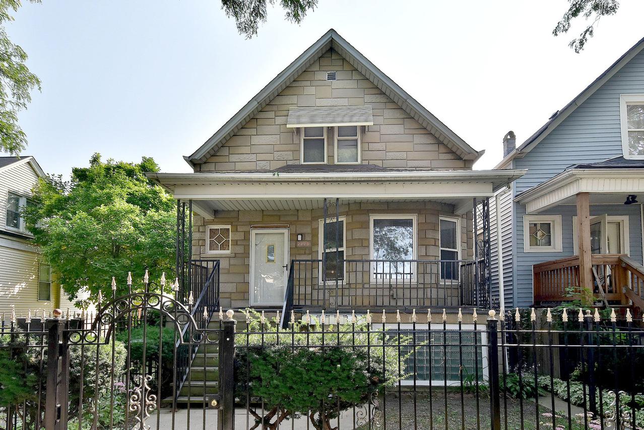 2223 N Tripp Ave., Chicago, IL 60639
