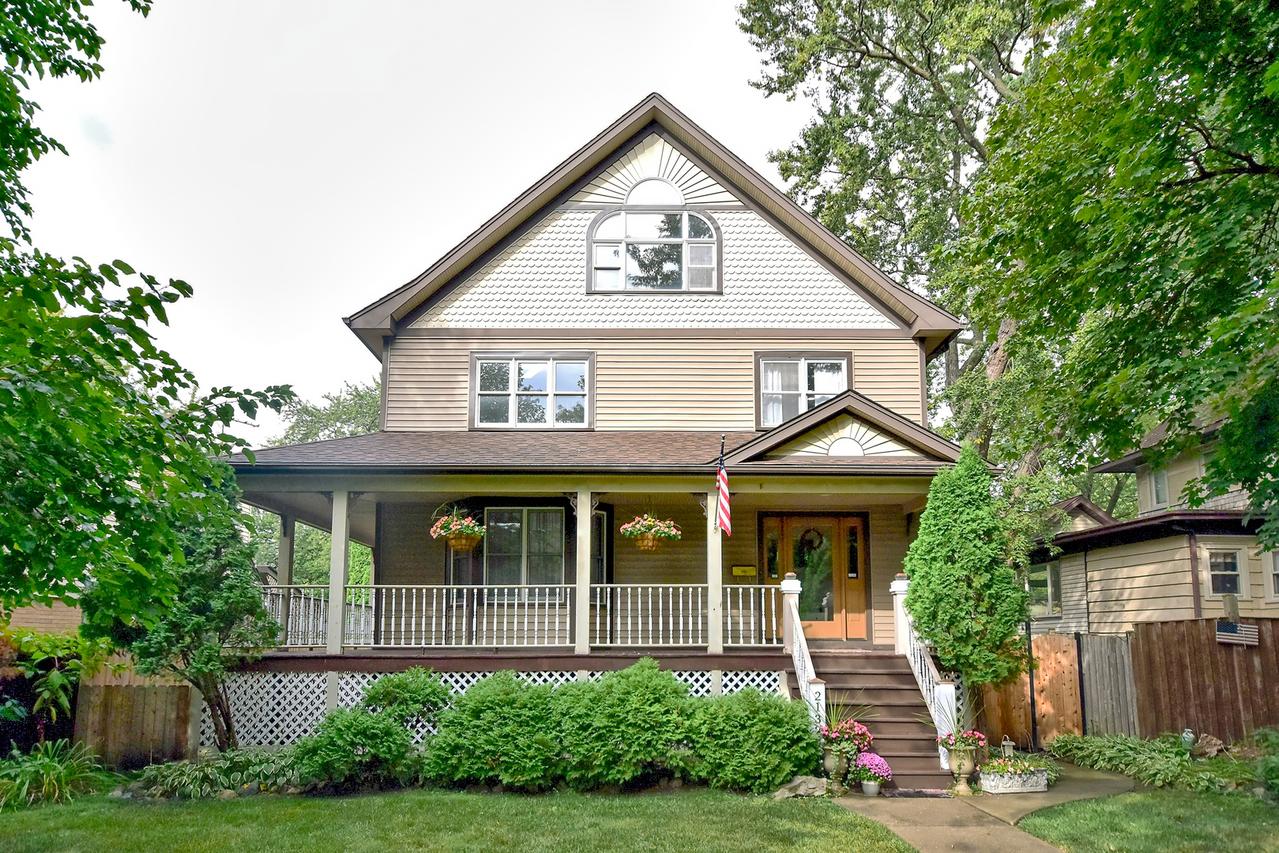2132 N Sayre Ave., Chicago, IL 60707