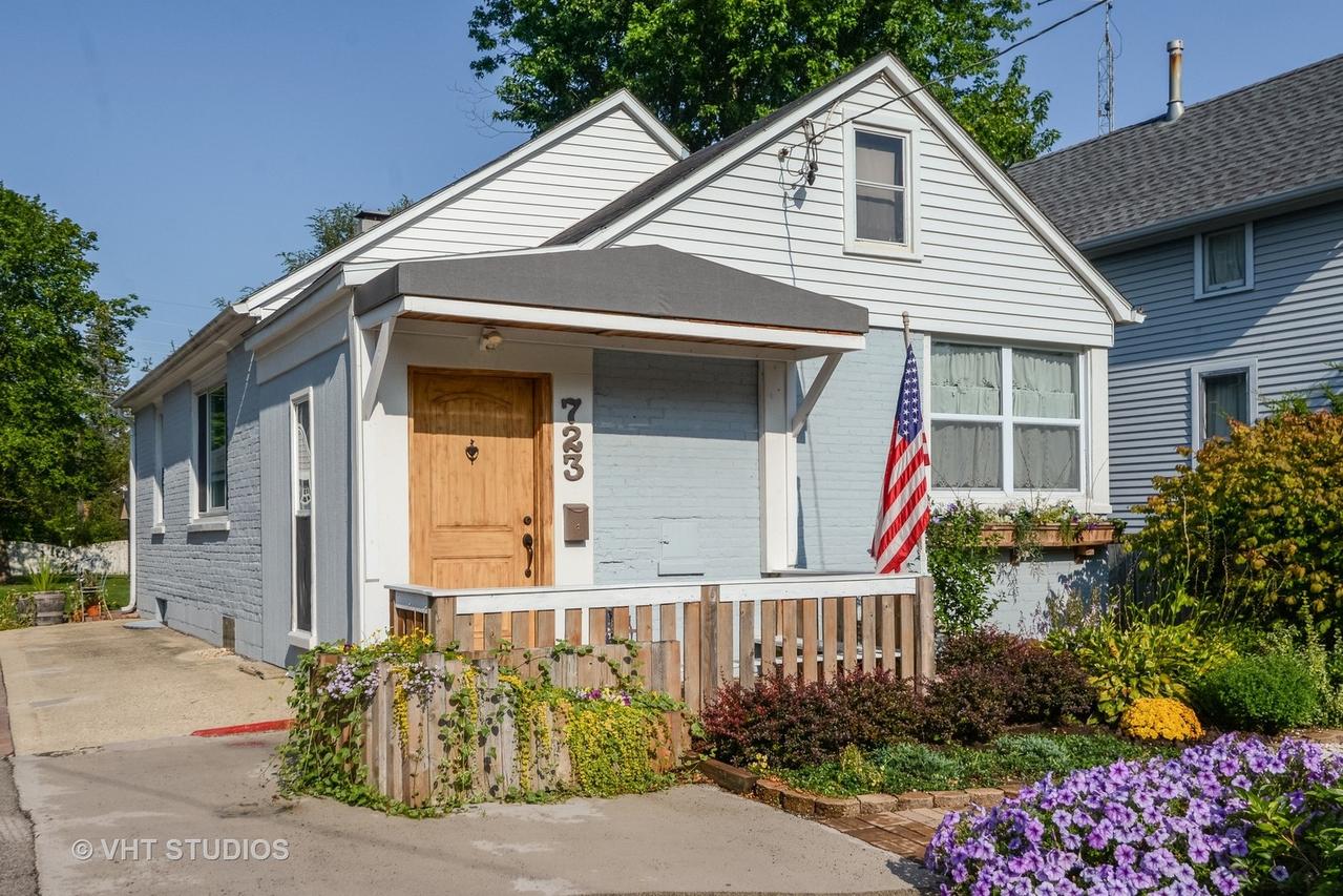 723 Park Ave., Sycamore, IL 60178