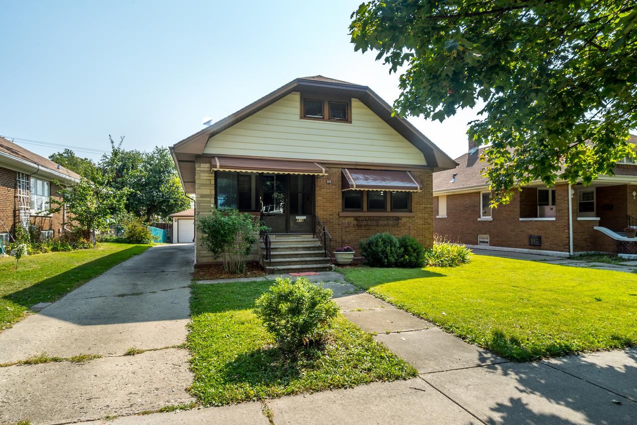 818 Wilcox St., Joliet, IL 60435